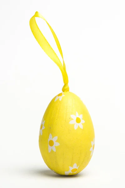 Uovo di Pasqua giallo — Foto Stock