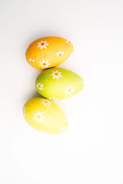 Overhead of three easter eggs — Stock Photo, Image