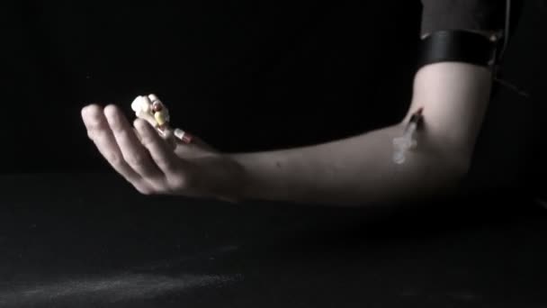 Ölümcül uyuşturucu aşırı doz — Stok video
