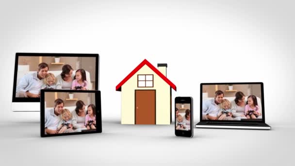Montaggio in famiglia a casa — Video Stock