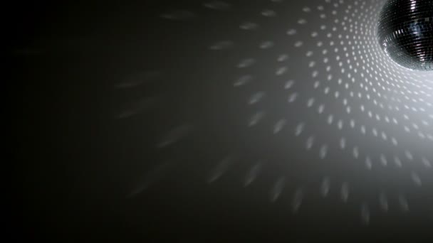 闪闪发亮的迪斯科球转动 — 图库视频影像