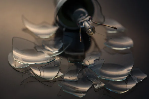 Close up van gebroken lamp glas — Stockfoto
