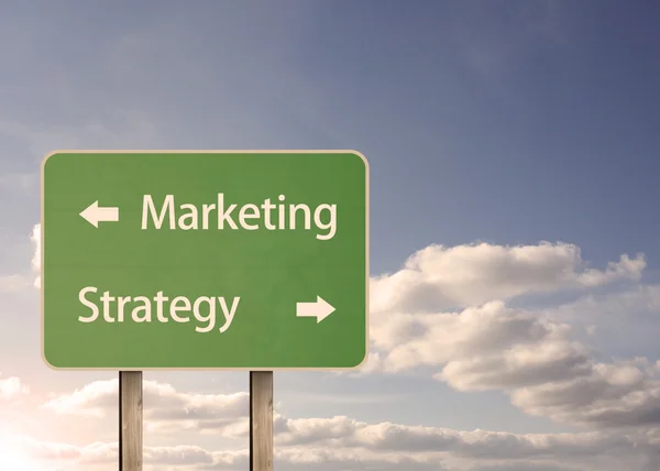 市场营销和战略道路标志 — 图库照片