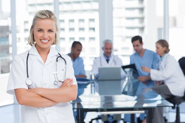 Nurse with arms crossed — Stock Photo, Image