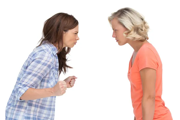 Two women arguing — Stock Photo, Image