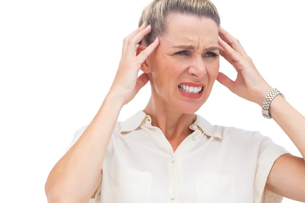 Donna d'affari con mal di testa doloroso — Foto Stock