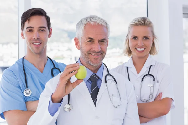 Group of doctor and nurses standing — Stock Photo, Image