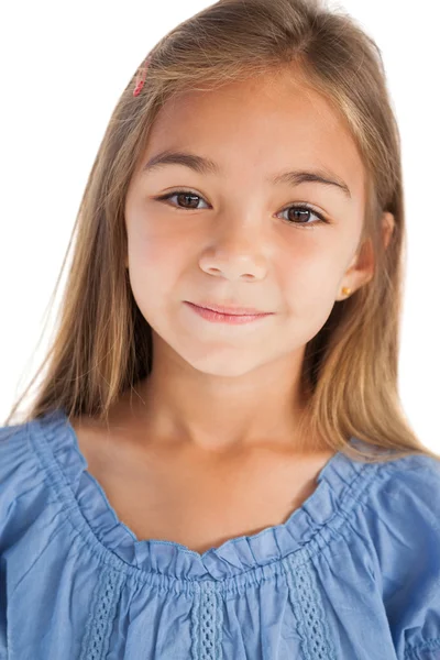 Gülümseyen küçük bir kızın portresi — Stok fotoğraf