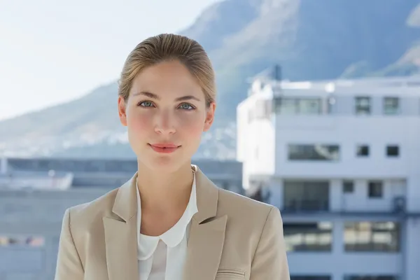 Portrait of a businesswoman in a modern office — Stock Photo, Image