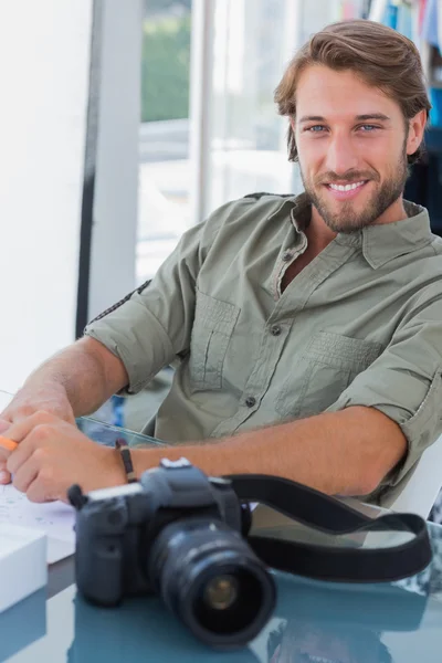 Handsome photo editor smiling — Stock Photo, Image