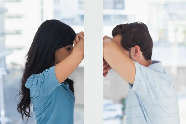 Depressed couple divided — Stock Photo, Image