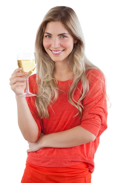 Mulher segurando copo de vinho branco — Fotografia de Stock