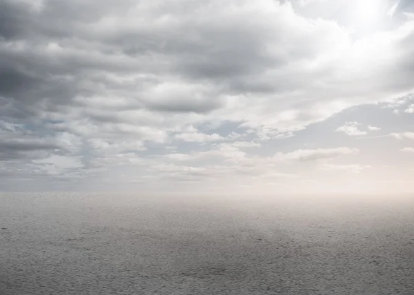 Deserto brilhante em branco — Fotografia de Stock