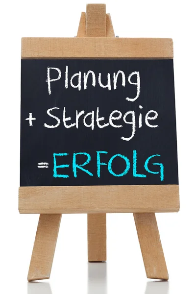 Strategia di pianificazione scritta sulla lavagna in tedesco — Foto Stock