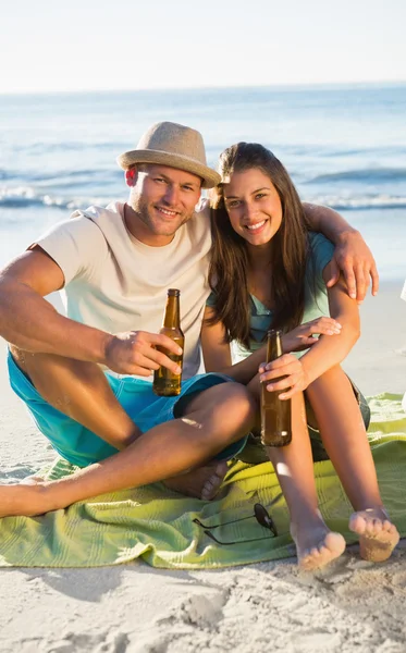 Happy couple drinking together — Stock Photo, Image