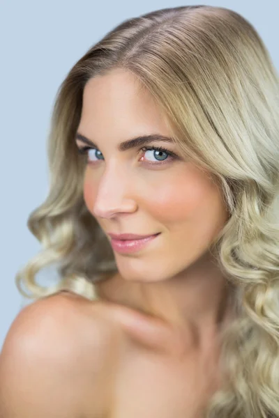 Content natural blond model posing — Stock Photo, Image
