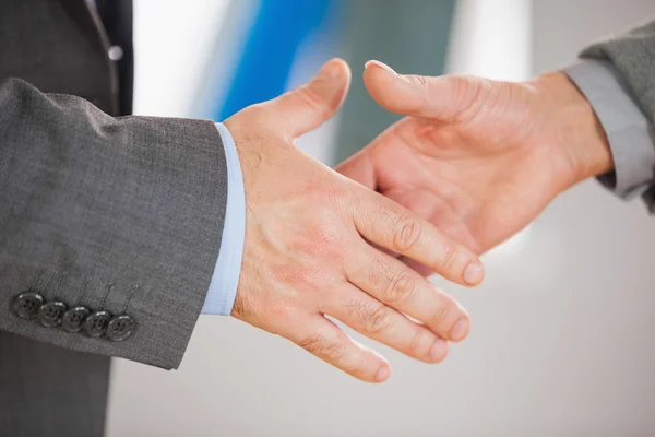 Two people going to shake their hands — Stock Photo, Image