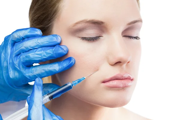 Botox enjeksiyonu yanağından sahip içerik harika model — Stok fotoğraf