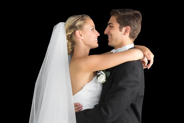 Ansicht der süßen Braut, die einen Strauß hält — Stockfoto