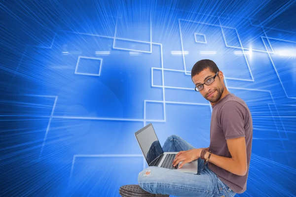 Man using laptop — Stock Photo, Image