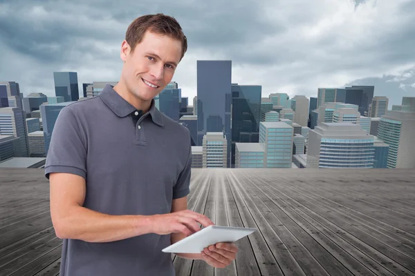 Man with tablet computer — Stock Photo, Image