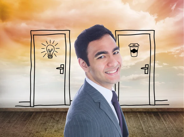 Kompozitní obraz usmívající se podnikatel stojící — Stock fotografie