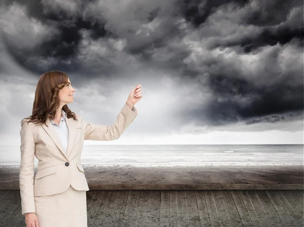 Brunette businesswoman pulling — Stock Photo, Image