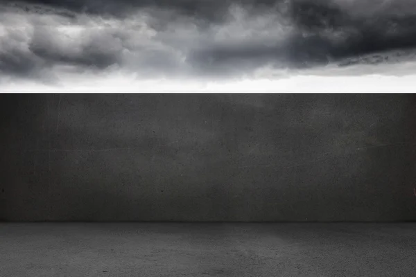 Balcony and stormy sky — Stock Photo, Image