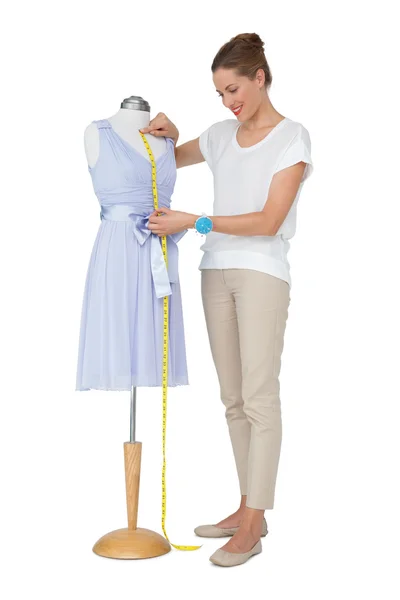 Modedesignerin und Schaufensterpuppe — Stockfoto