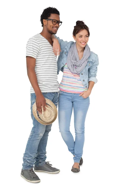 Sorrindo jovem casal legal — Fotografia de Stock