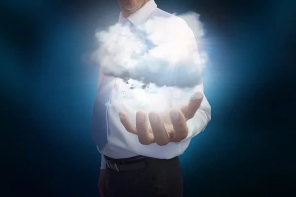 Geschäftsmann präsentiert Cloud — Stockfoto