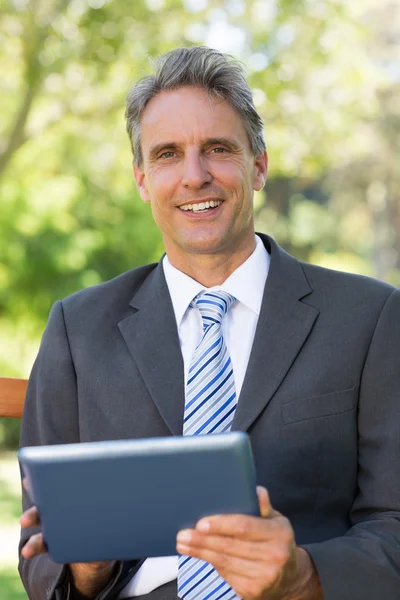 Businessman using digital tablet — Stock Photo, Image