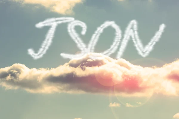 Json-对明亮的蓝色天空，云 — 图库照片