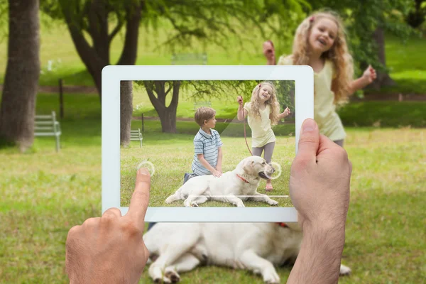 Hand holding tablet pc — Stock Photo, Image