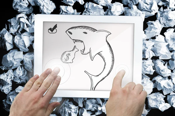 Immagine composita delle mani che puntano e presentano sul tablet — Foto Stock