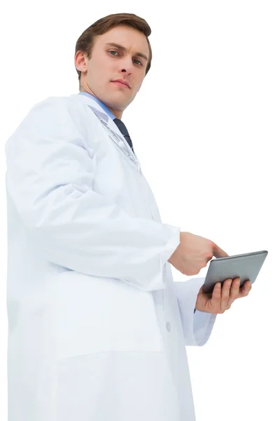 Doktor pomocí tabletu pc — Stock fotografie