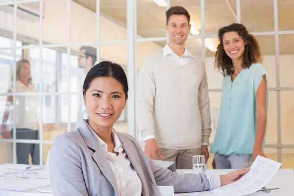 Zakelijke team met een bijeenkomst — Stockfoto