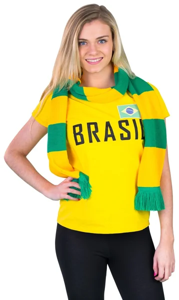 Pretty football fan in brasil tshirt — Stock Photo, Image