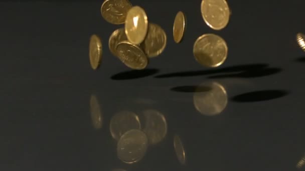 Euro coins falling — Stock Video