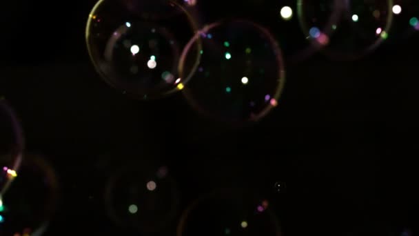 Yüzen bir bubbles — Stok video