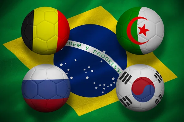 Imagen compuesta de balones de fútbol del grupo h para la copa del mundo — Foto de Stock