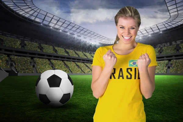 Excited football fan in brasil tshirt — Stock Photo, Image