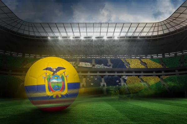 Piłka nożna w kolorach Ekwadoru — Zdjęcie stockowe