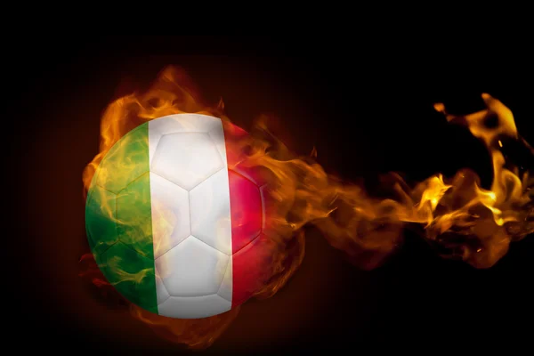 Immagine composita del fuoco circostante palla Italia — Stockfoto