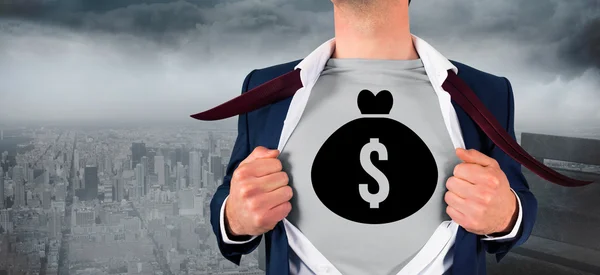 Бізнесмен відкриває сорочку в супергеройському стилі — стокове фото