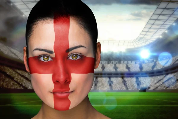 Samengestelde afbeelding van prachtige Engeland fan in gezicht schilderen — Stockfoto