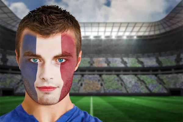 França ventilador de futebol em pintura facial — Fotografia de Stock