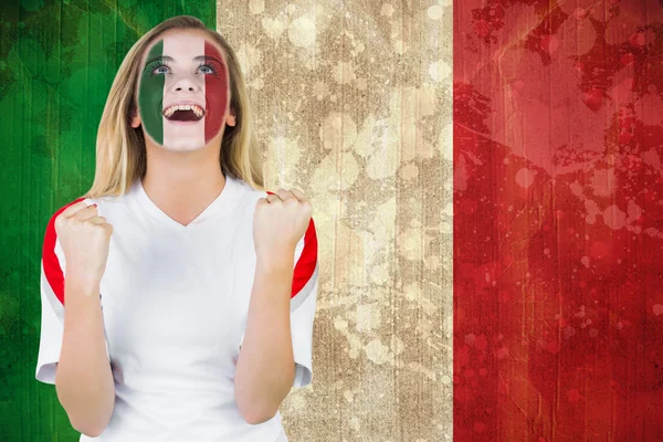 Excited italy fan in face paint — Stock Photo, Image