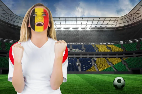 Excited belgium fan in face paint — Stock Photo, Image