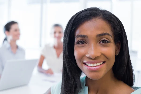 Pretty businesswoman smiling — Stock Photo, Image